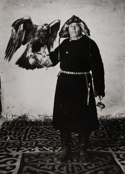 Kazakh Eagle Nomad &mdash; Baitolda (#1)