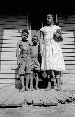 KatzJo-Mother-and-Sons_1 KatzJo-Mother-and-Sons_1