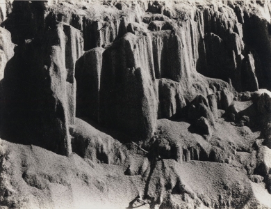 Sonya Noskowiak: Sand Erosions Sonya Noskowiak: Sand Erosions