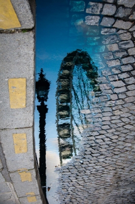 Lisa Redburn: La Roue dans la Rue, from "Through the Looking Glass" Lisa Redburn: La Roue dans la Rue, from "Through the Looking Glass"